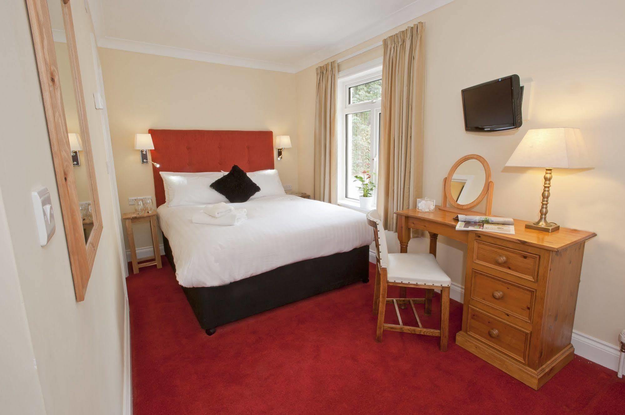 Peartree Serviced Apartments Salisbury Buitenkant foto