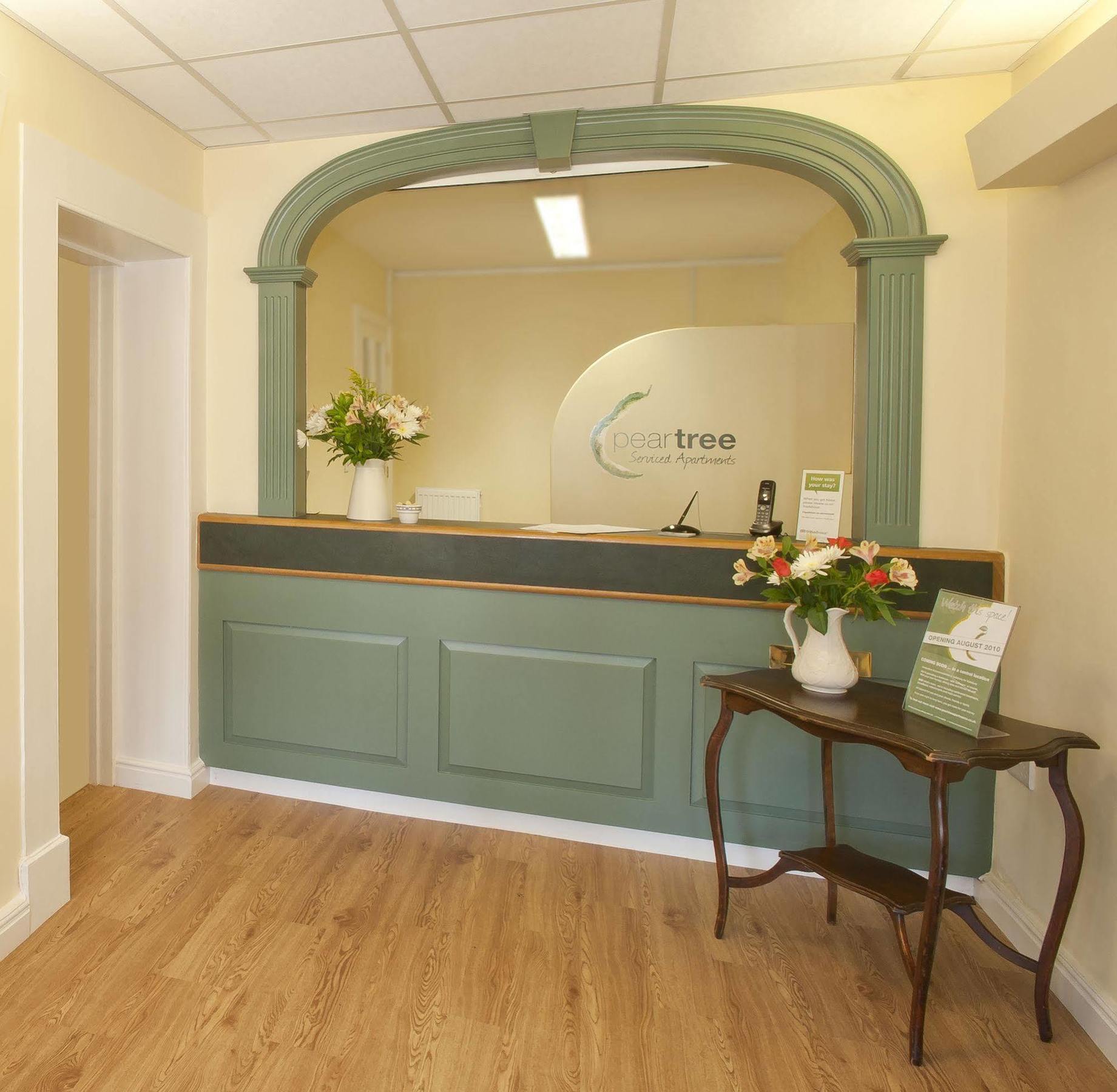 Peartree Serviced Apartments Salisbury Buitenkant foto