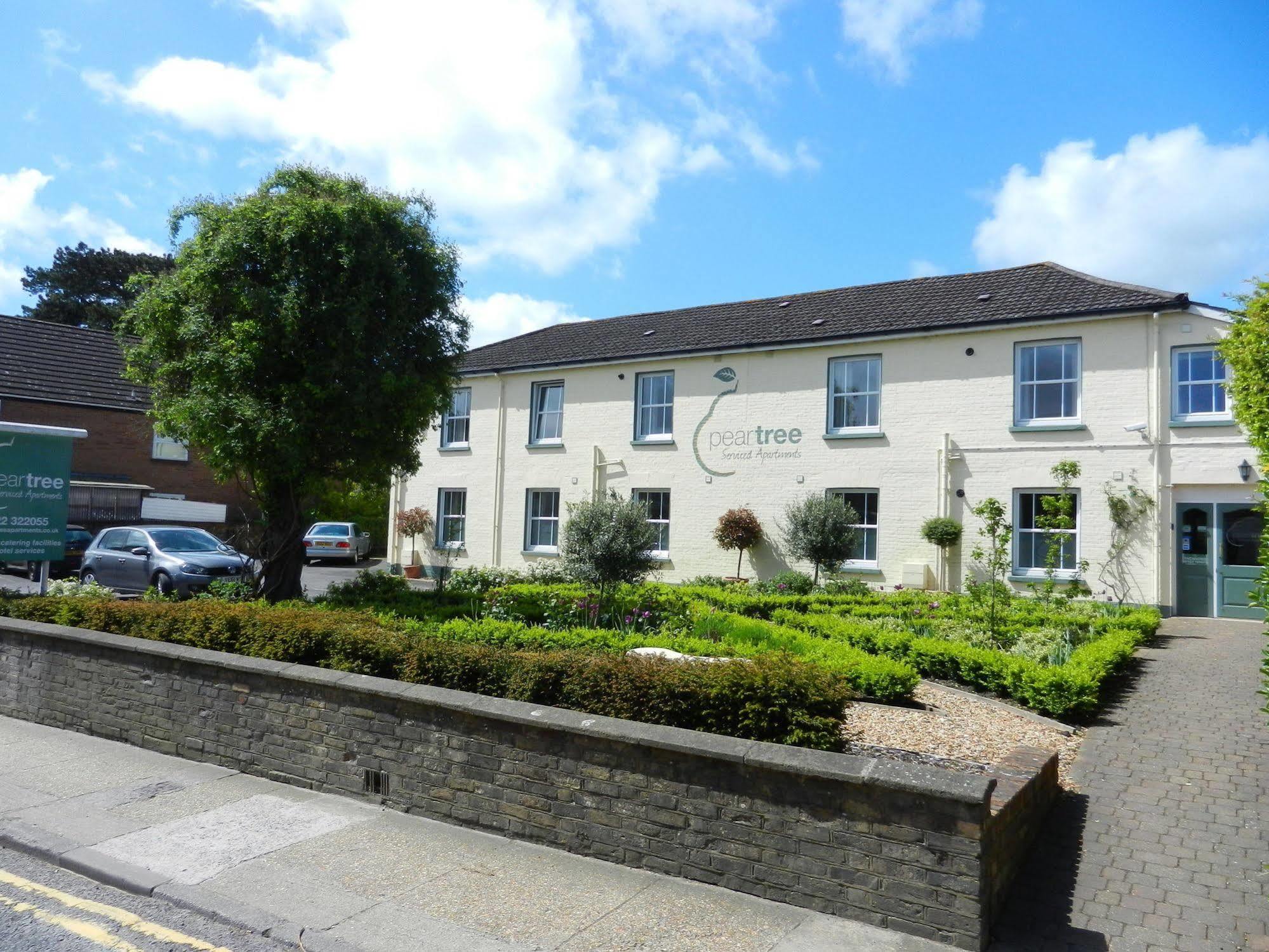Peartree Serviced Apartments Salisbury Buitenkant foto