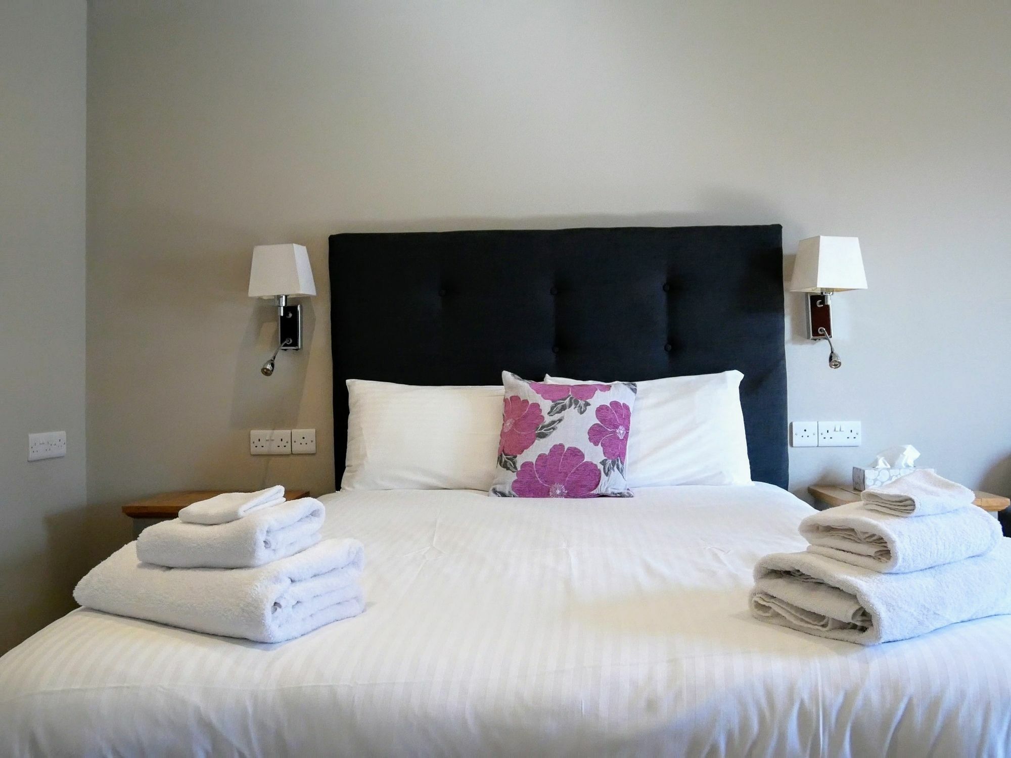 Peartree Serviced Apartments Salisbury Buitenkant foto